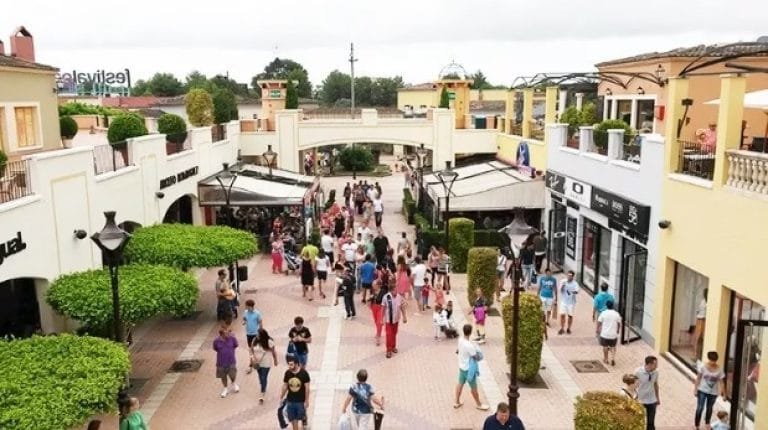 mallorca-fashion-outlet - CalviaBeach